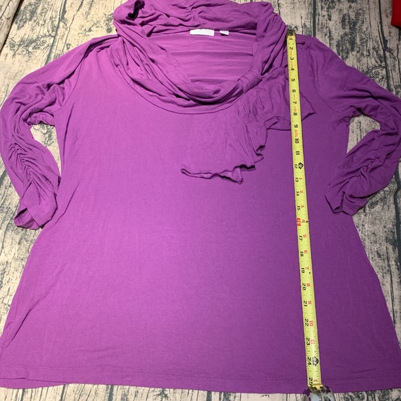 New York & Company purple 3/4 sleeve top - Picture 3 of 4
